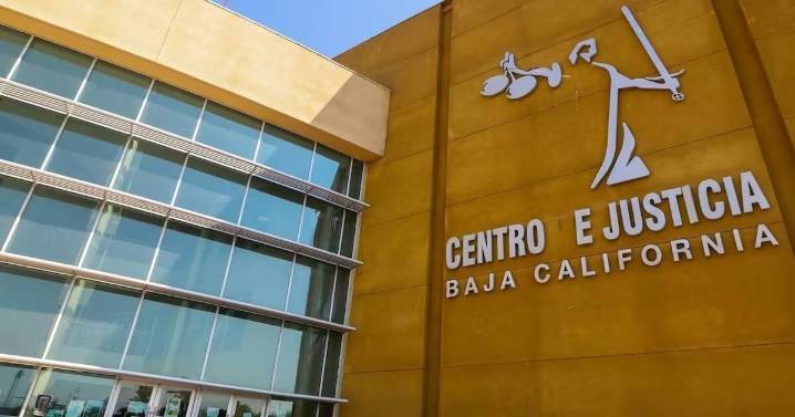 Presentan ante jueza al feminicida de Valle de las Misiones