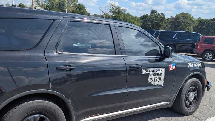 Two Oklahomans struck and killed on I-35 near Guthrie after hitting a deer