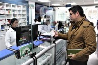 Venta de alimentos y toma de análisis clínicos están prohibidos en farmacias y boticas