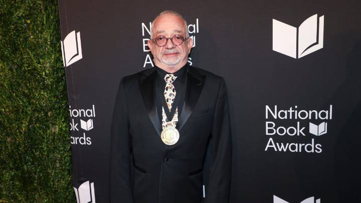 La comunidad hispana, galardonada en los 2025 National Book Awards