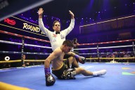 KO técnico. El Pumita Martínez perdió y dejó el título mundial en manos de ‘Bam’ Rodríguez