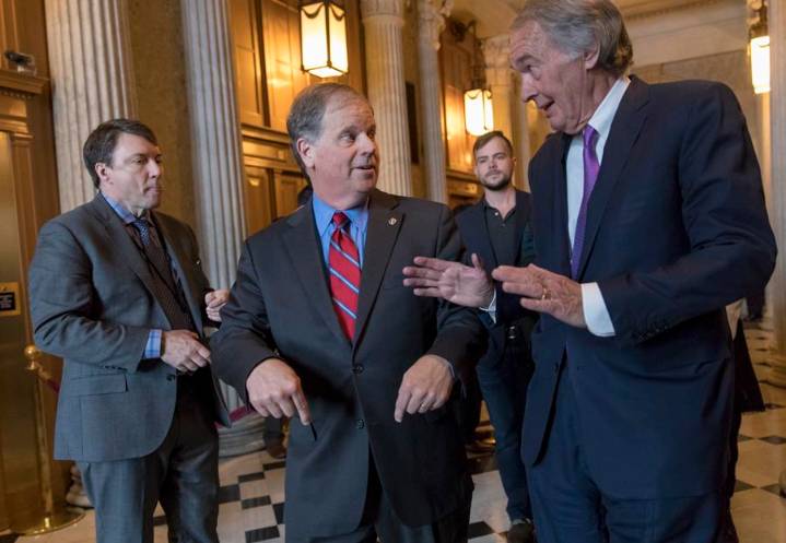 Jones files to run for governor