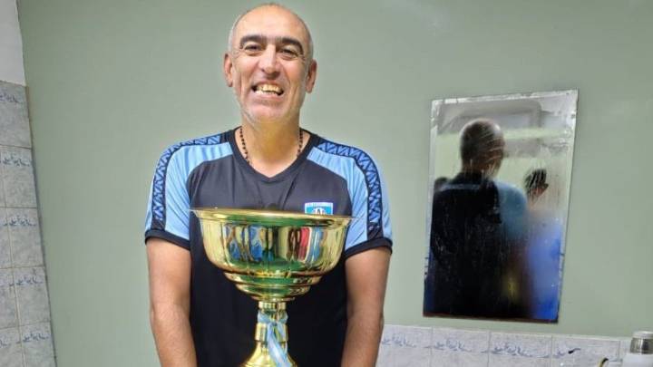 En Colón no lo dejaron: Delfino llevó a Estudiantes (RC) a Primera División