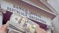 Histórica corrida al dólar: el Banco Central registró la mayor fuga de divisas desde la convertibilidad