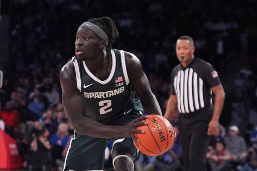 No. 17 Michigan State gets an unexpected 3-point barrage to beat No. 12 Kentucky