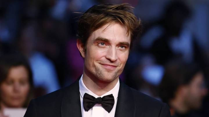 First Set Photos Revealed For Denzel Washington & Robert Pattinson's Netflix Heist Movie