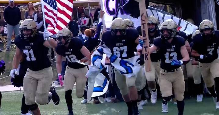 High school football quarterfinals to pit multiple area programs head