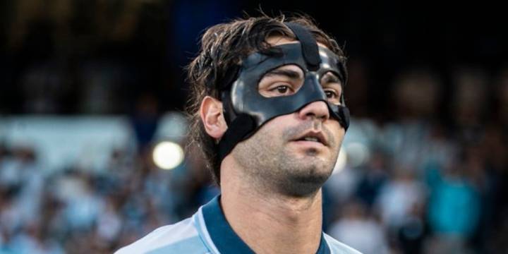 La confesión de Santiago Sosa tras adelantar su regreso de la lesión y jugar con una máscara ante River: “Miedo nunca tuve”