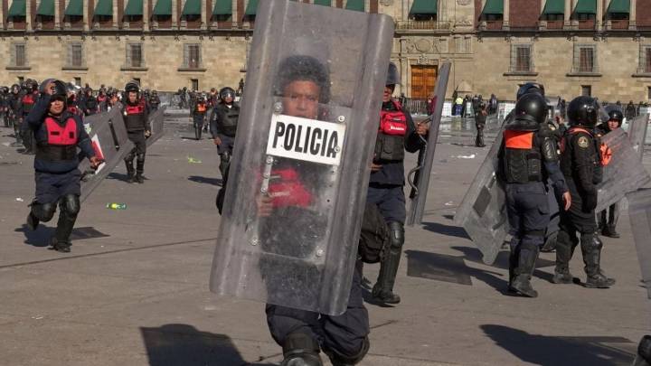 Juez inicia proceso por presunto robo y lesiones contra tres detenidos en la marcha de la “Generación Z”; seguirán juicio en libertad