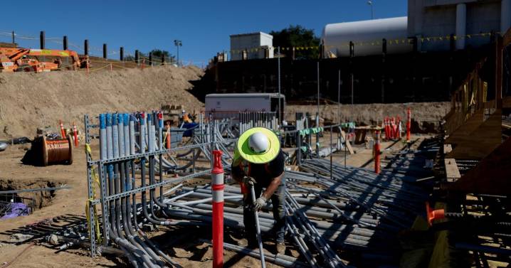 DWP employee made assistants run personal errands, buy her Snoop Dogg tickets, ethics enforcer says