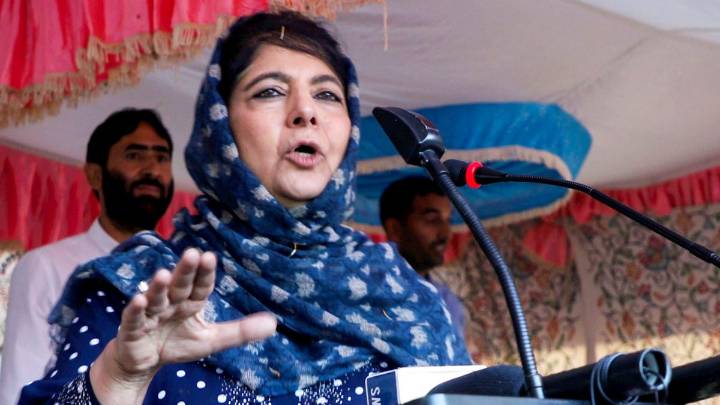 Delhi blast: Mehbooba Mufti's 'Kashmir troubles' remark sparks row; BJP accuses her of defending terrorists