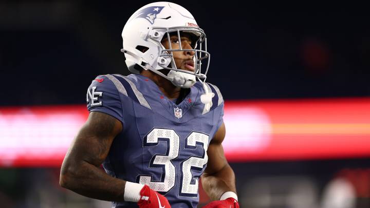 Patriots answer Jets to make it 7