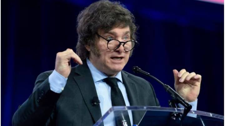 El Estado Hood Robin y la farsa de Javier Milei