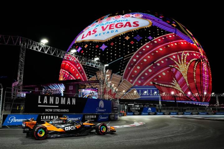 Lando Norris logra la pole en clasificación de Las Vegas bajo la lluvia