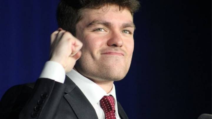 Enemigo de Charlie Kirk perfilado como su sucesor en la extrema derecha de EU