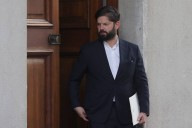 Presidente Boric felicitó a Jeannette Jara y José Antonio Kast por su paso a segunda vuelta