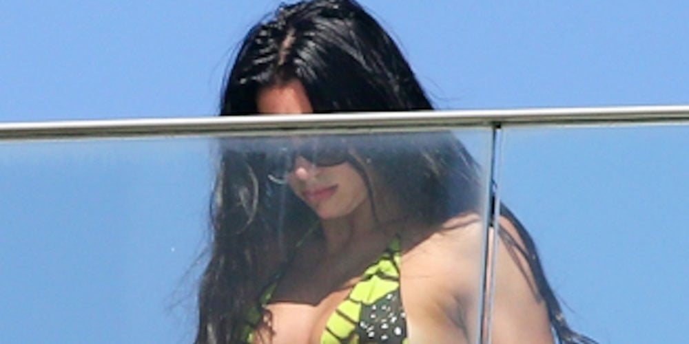 Dua Lipa Flaunts Her Sculpted Abs While Lounging By a Pool in Brazil | Dua Lipa 