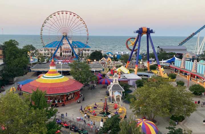 Cedar Point retains title as most-visited U.S. amusement park outside Florida and California
