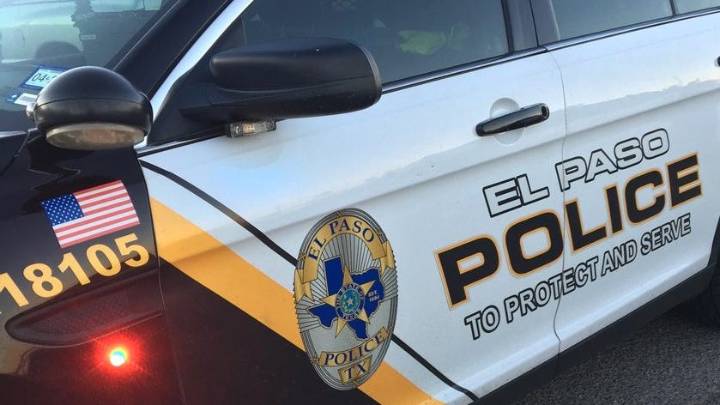 El Paso police detectives investigate stabbing in South