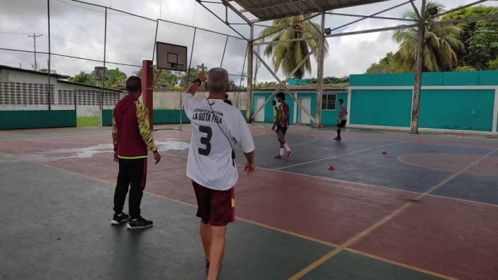 Lo consultó con su familia por su hijo enfermo, y está listo para hacer ganar al Delta