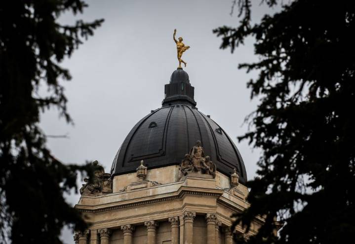 Manitoba legislature session may be extended to pass 72