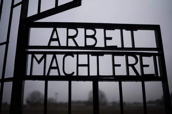 Jewish Federation of Harrisburg responds to Holocaust imagery on float: ‘never acceptable’