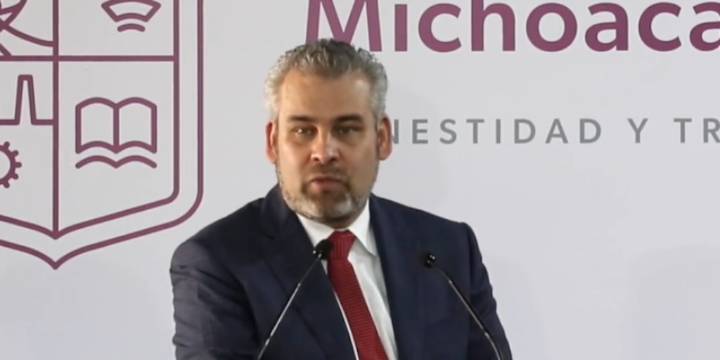 Gobernador de Michoacán justifica uso de fuerza pública “para evitar una tragedia” en manifestaciones de Morelia