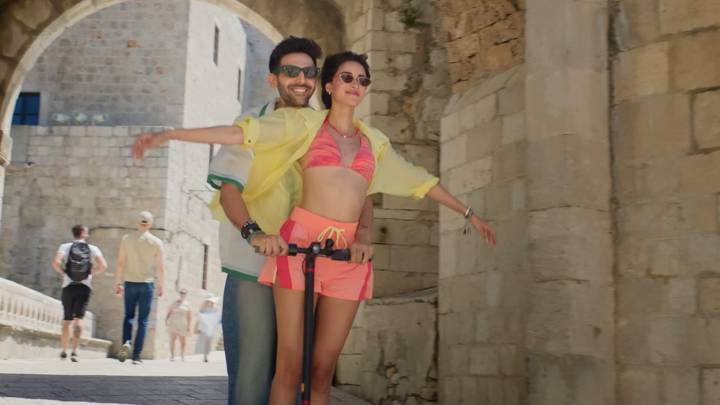 'Tu Meri Main Tera' teaser: Kartik-Ananya's chemistry shines through