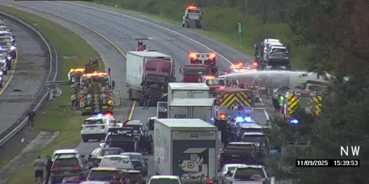 FHP: All lanes closed on I-75 North near mile marker 464 in Hamilton County due to major crash