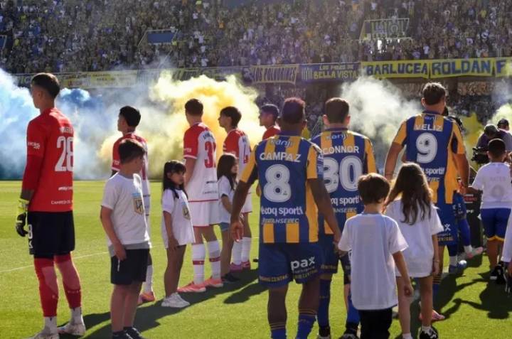 Estudiantes no será sancionado por el pasillo ante Rosario Central