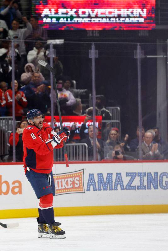NHL roundup: Alex Ovechkin scores 900th career goal in Caps' win