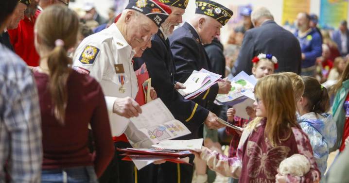 Rozet Elementary students and staff honor veterans in 14th annual event