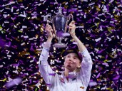 Elena Rybakina se corona y consigue su primer Masters WTA