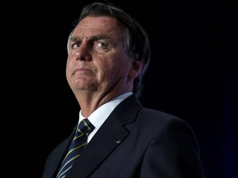 Bolsonaro se queda en prisión tras quemar su tobillera electrónica