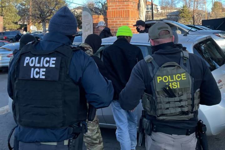 Uno a uno. Los documentos que se deben presentar ante el ICE para suspender la deportación en Nueva York