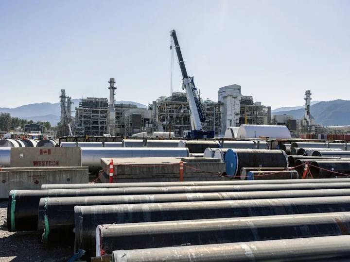 Cedar LNG partner signs major commercial deal for $4 billion Kitimat project