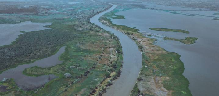 Parálisis de obras en el Dique incrementaría el riesgo de inundaciones y afectaría la navegación