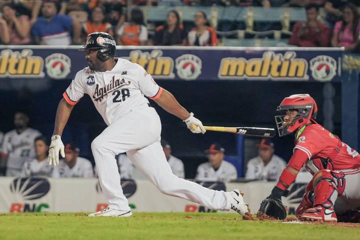 José Pirela sigue escribiendo páginas dorandas con las Águilas y afianzando lideratos