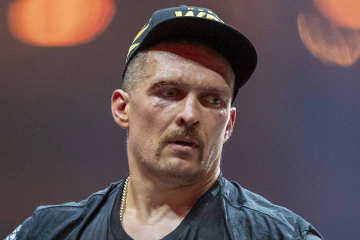 Oleksandr Usyk Pushed for Immediate Retirement in Surprising Statement by Former Promoter