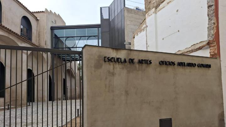 La Escuela de Artes y Oficios no abrirá hasta que finalicen las licitaciones: algunas siguen abiertas hasta el día 19