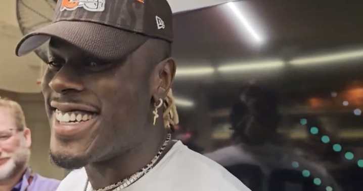 'I ain't ******* leaving!': Browns TE David Njoku passionate about staying in CLE following trade deadline