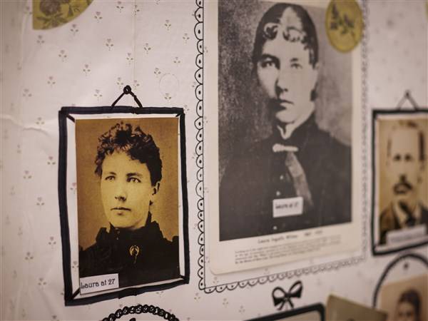 Photo Gallery: Little House reenactment at the Holland Branch Library