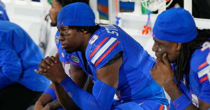 No. 5 Georgia rallies and escapes 'Cocktail Party' with a 24