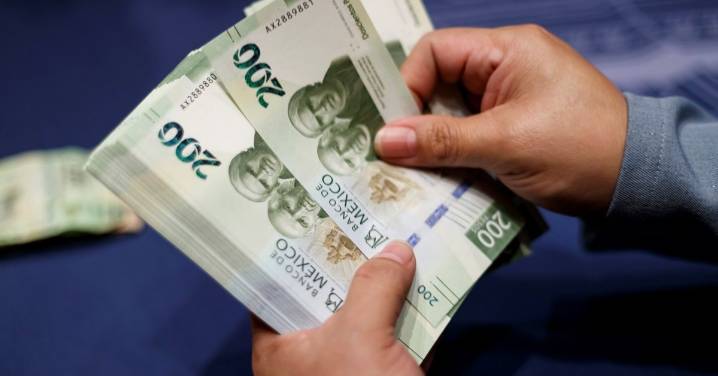 México apunta récord de 4.49 billones de pesos en ingresos tributarios de enero a octubre