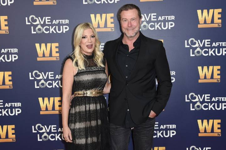 Tori Spelling llega a un acuerdo de divorcio con Dean McDermott