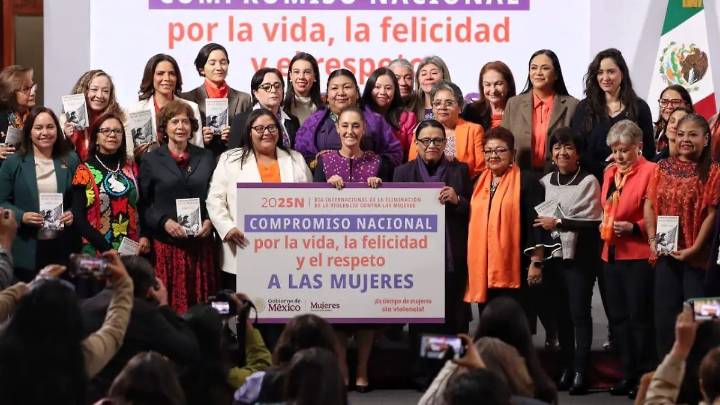 Gobierno firma 10 compromisos para erradicar la violencia contra las mujeres