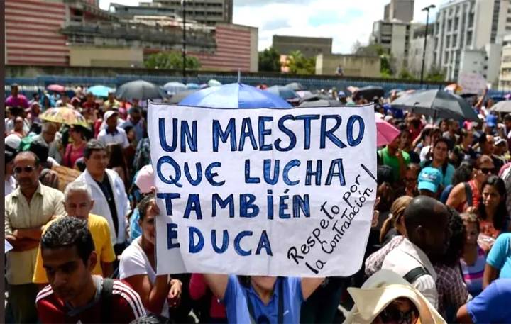 FVM solicita bono de 400 dólares para para maestros