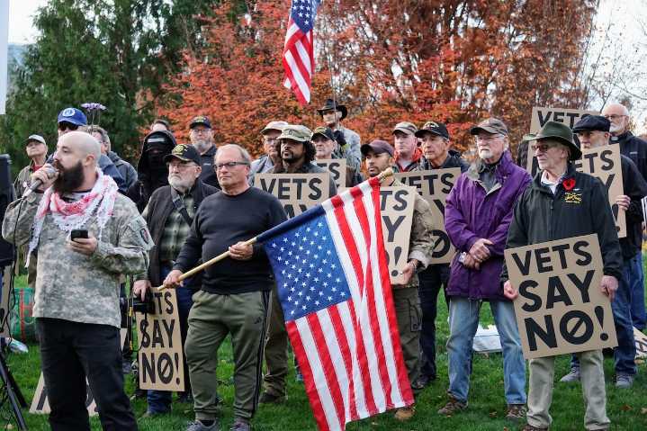 Veterans rally near Portland ICE facility to decry deportations, ‘authoritarianism’