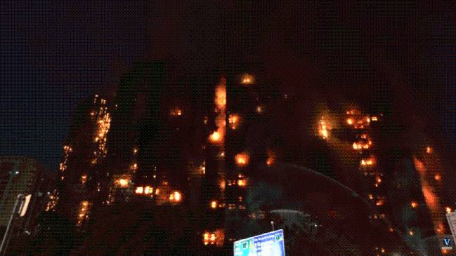 Incendio consume varios edificios en Hong Kong: al menos cuatro personas murieron