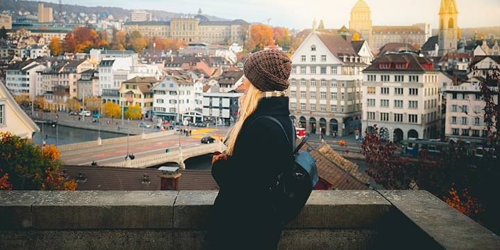 Los cinco trabajos más demandados en Suiza, según un español que vive allí: “Se paga muy bien”
